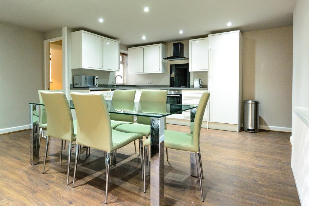 Twelve Apartments แบล็คพูล ภายนอก รูปภาพ