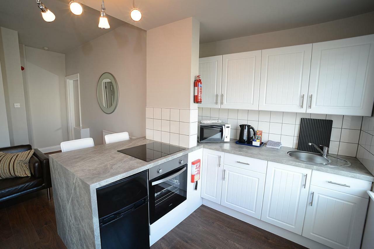 Twelve Apartments แบล็คพูล ภายนอก รูปภาพ